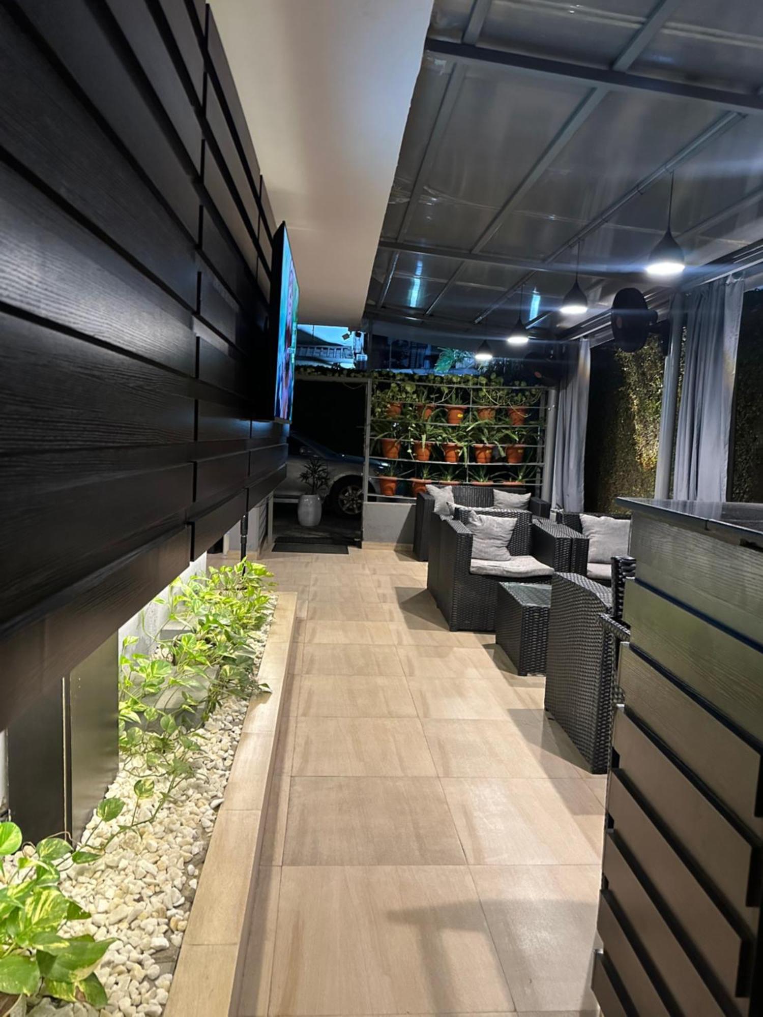 Villa Thirty Three ลากอส ภายนอก รูปภาพ