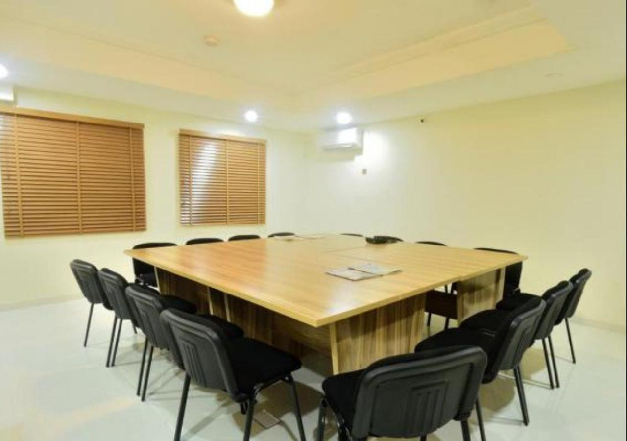 Villa Thirty Three ลากอส ภายนอก รูปภาพ